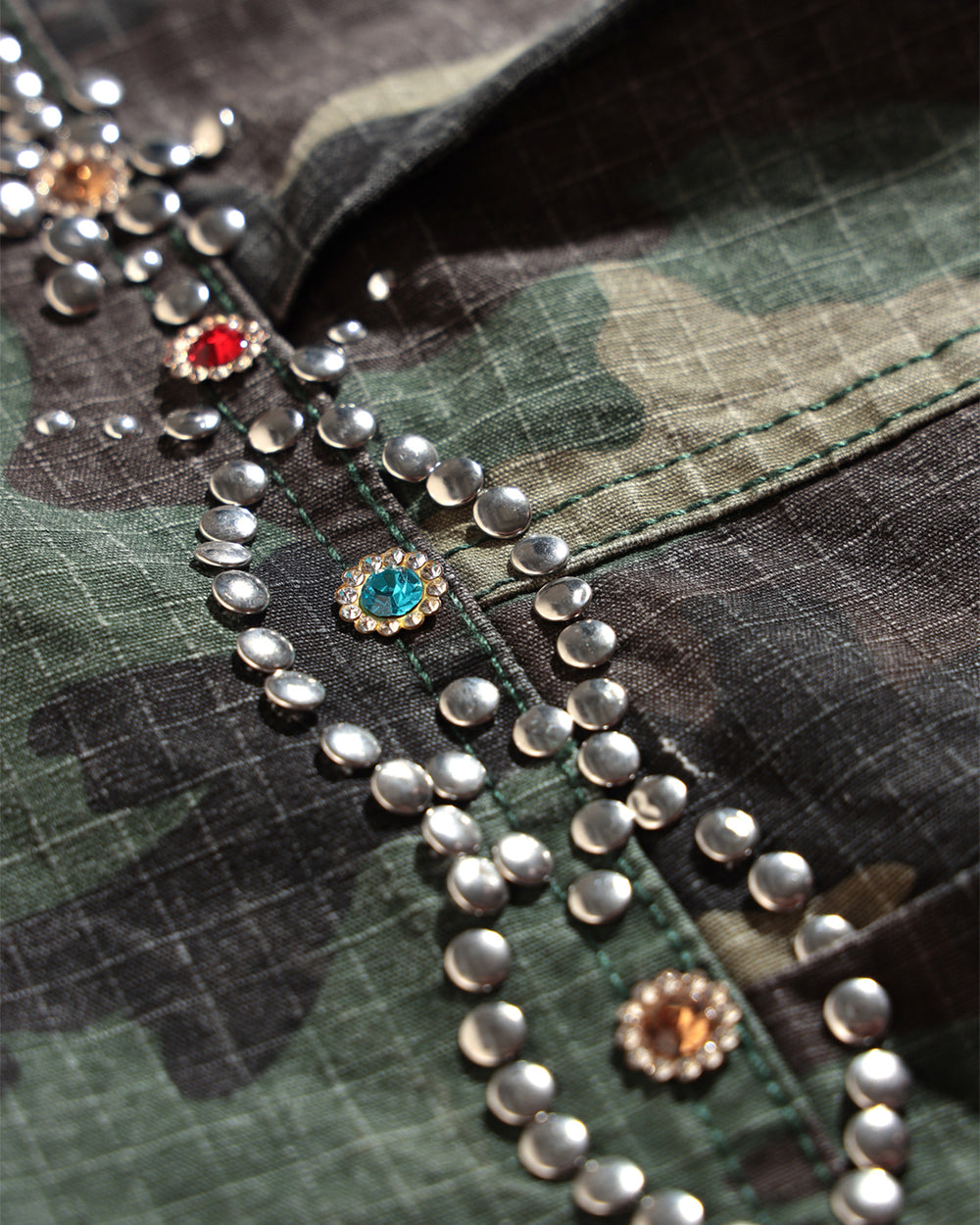 (G) Crystal Camo Capris