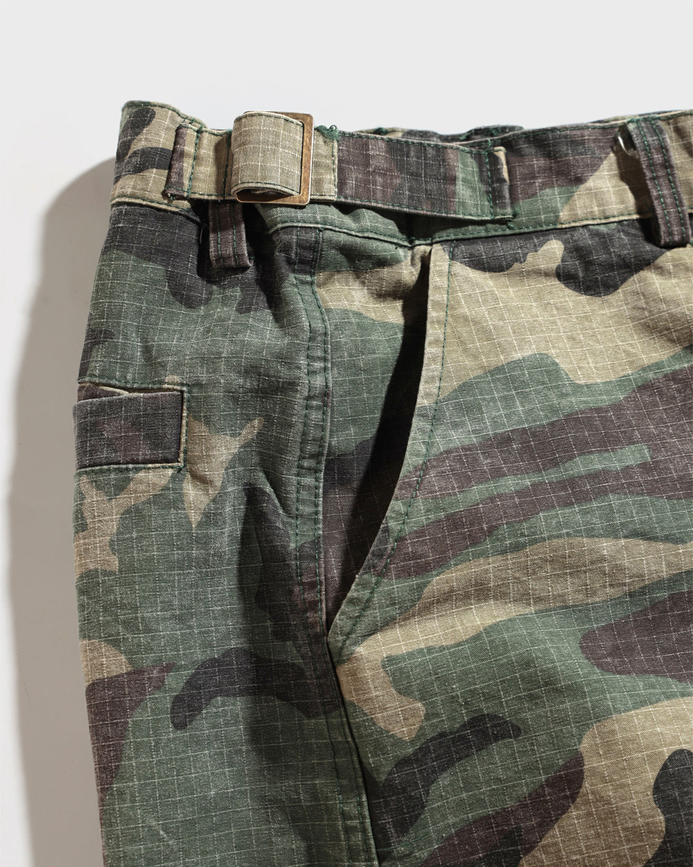 (G) Crystal Camo Capris